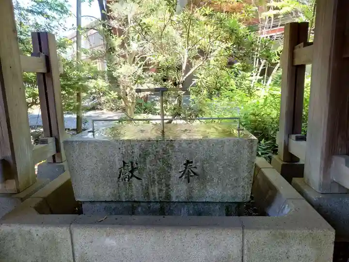 栃木縣護國神社の手水舎