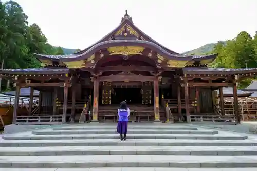 彌彦神社の本殿・本堂