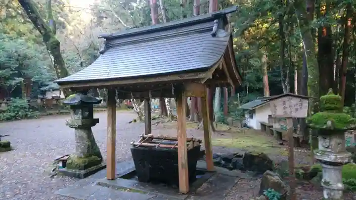八幡神社(武芸八幡宮)の手水舎