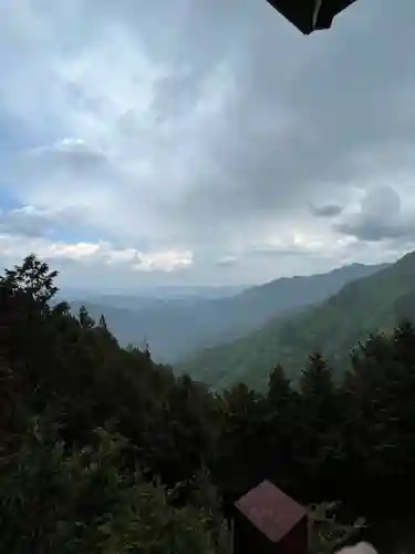 三峯神社の景色