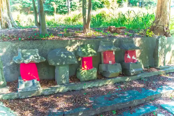 二渡神社の末社・摂社