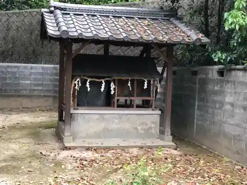 菱妻神社の末社・摂社