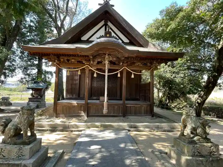 石戸神社の本殿・本堂