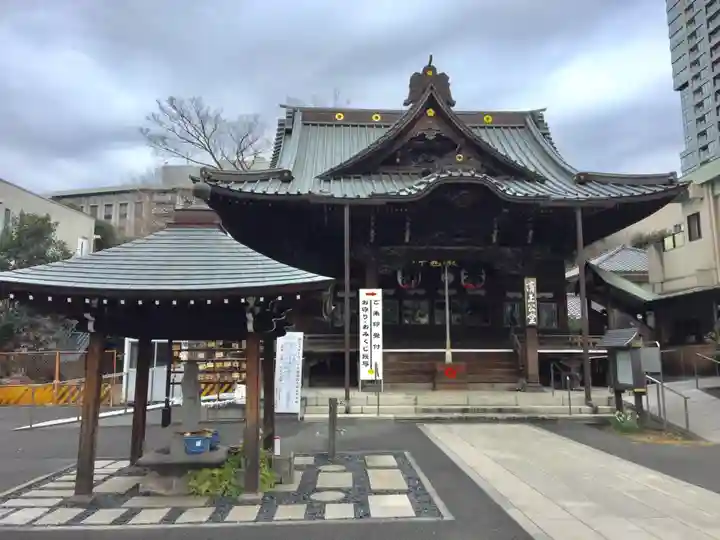 覚林寺の本殿・本堂