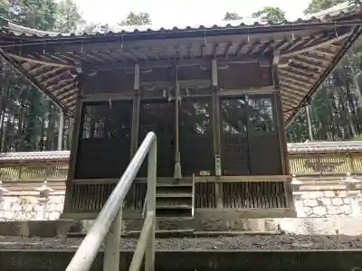 泉神社の{uncategorized: "未分類", other: "その他", undefined: "問題あり", building: "その他建物", grave: "お墓", sacred_gate: "鳥居", guardian: "狛犬", statue: "像", buddha: "仏像", history: "歴史", nature: "自然", garden: "庭園", animal: "動物", pagoda: "塔", temizu: "手水舎", mountain_gate: "山門・神門", sanctuary: "本殿・本堂", subordinate: "末社・摂社", art: "芸術", scenery: "景色", jizo: "地蔵", ema: "絵馬", goshuin: "御朱印", omikuji: "おみくじ", items: "授与品その他", amulet: "お守り", goshuincho: "御朱印帳", eats: "食事", festival: "お祭り", votive_dance: "神楽", shichigosan: "七五三参", wedding: "結婚式", experience: "体験その他", initially: "初詣", around: "周辺", anti_infection: "感染症対策"}