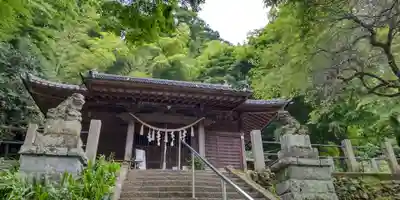 高尾山麓氷川神社の本殿・本堂