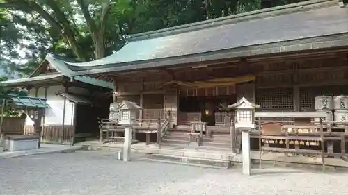 丹生川上神社（下社）の本殿