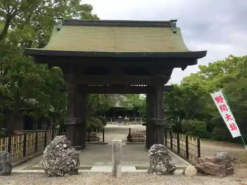 大御堂寺（野間大坊）の山門