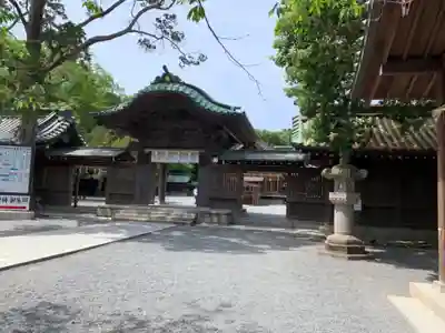 三嶋大社の山門・神門