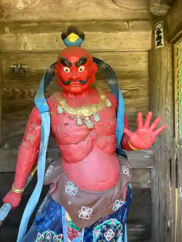 神峯寺の{uncategorized: "未分類", other: "その他", undefined: "問題あり", building: "その他建物", grave: "お墓", sacred_gate: "鳥居", guardian: "狛犬", statue: "像", buddha: "仏像", history: "歴史", nature: "自然", garden: "庭園", animal: "動物", pagoda: "塔", temizu: "手水舎", mountain_gate: "山門・神門", sanctuary: "本殿・本堂", subordinate: "末社・摂社", art: "芸術", scenery: "景色", jizo: "地蔵", ema: "絵馬", goshuin: "御朱印", omikuji: "おみくじ", items: "授与品その他", amulet: "お守り", goshuincho: "御朱印帳", eats: "食事", festival: "お祭り", votive_dance: "神楽", shichigosan: "七五三参", wedding: "結婚式", experience: "体験その他", initially: "初詣", around: "周辺", anti_infection: "感染症対策"}