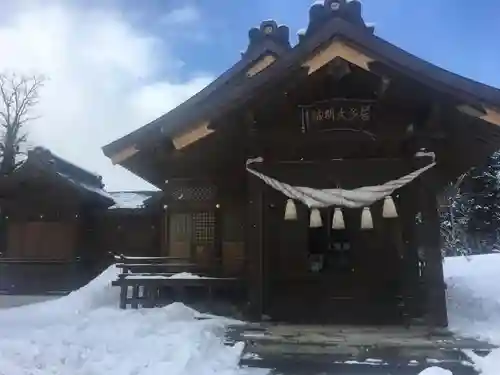 居多神社の本殿・本堂
