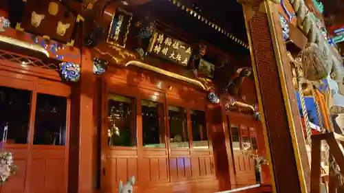 冠稲荷神社の本殿・本堂