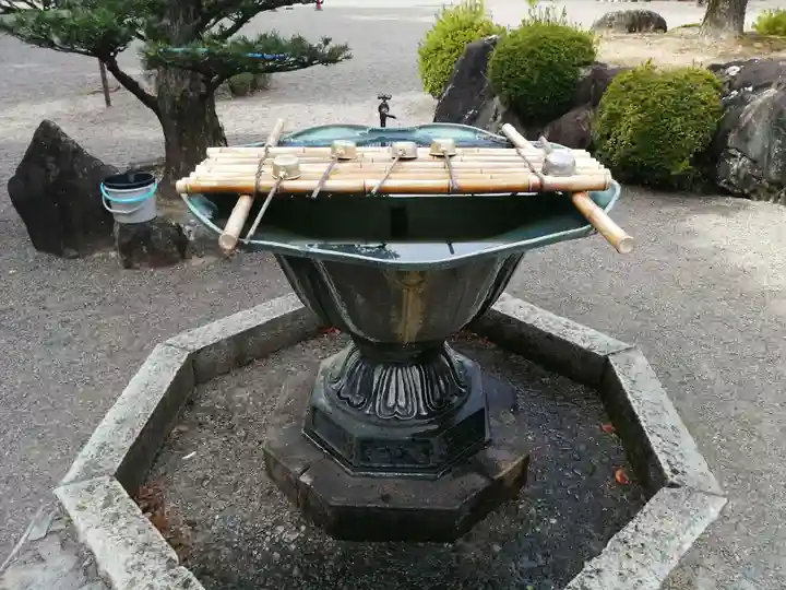 道成寺の手水舎