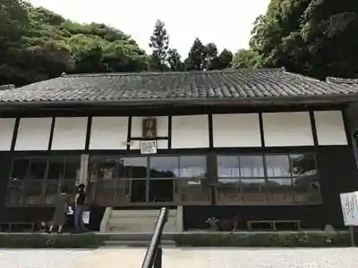 行入寺の本殿・本堂