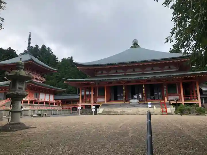 比叡山延暦寺の本殿・本堂