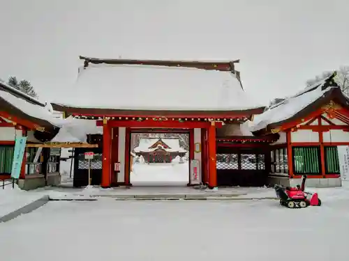 北海道護國神社の山門・神門