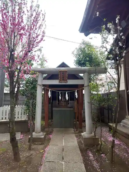 八幡八雲神社の末社・摂社