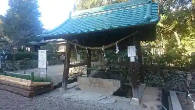 龍田大社の手水舎