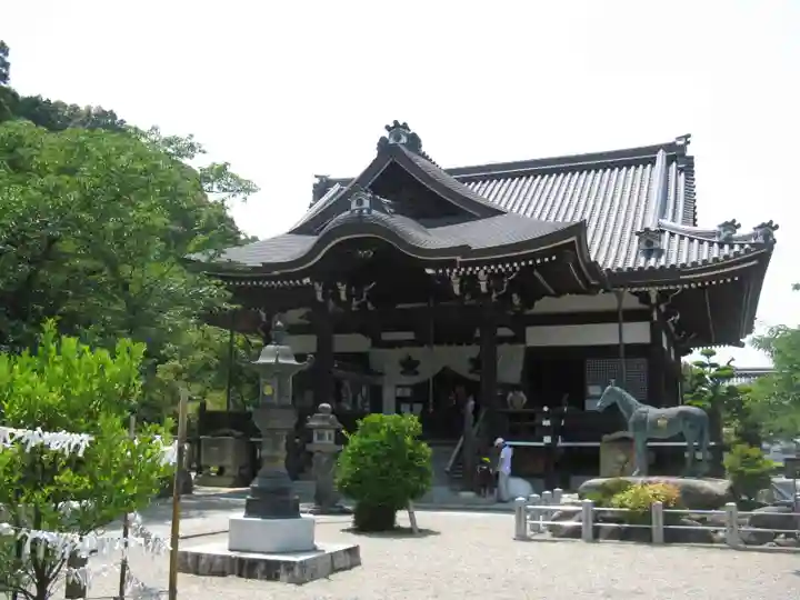 橘寺の本殿・本堂
