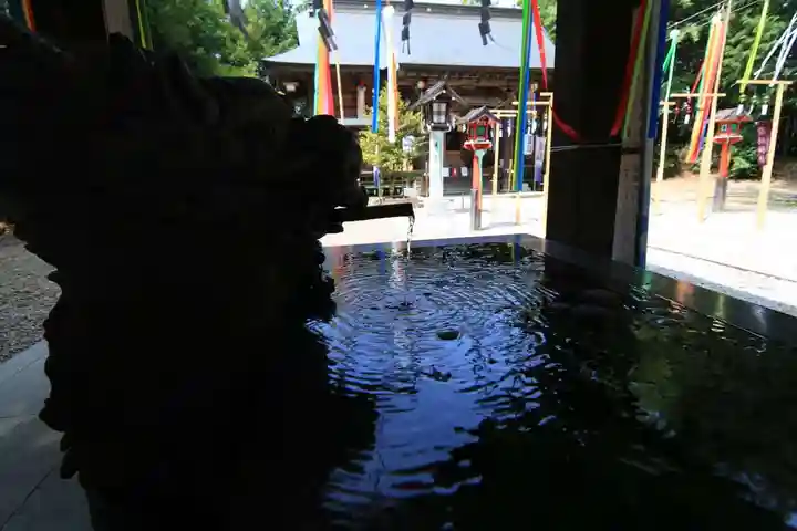 滑川神社 - 仕事と子どもの守り神の手水舎