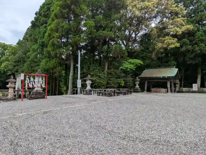 今山八幡宮の{uncategorized: "未分類", other: "その他", undefined: "問題あり", building: "その他建物", grave: "お墓", sacred_gate: "鳥居", guardian: "狛犬", statue: "像", buddha: "仏像", history: "歴史", nature: "自然", garden: "庭園", animal: "動物", pagoda: "塔", temizu: "手水舎", mountain_gate: "山門・神門", sanctuary: "本殿・本堂", subordinate: "末社・摂社", art: "芸術", scenery: "景色", jizo: "地蔵", ema: "絵馬", goshuin: "御朱印", omikuji: "おみくじ", items: "授与品その他", amulet: "お守り", goshuincho: "御朱印帳", eats: "食事", festival: "お祭り", votive_dance: "神楽", shichigosan: "七五三参", wedding: "結婚式", experience: "体験その他", initially: "初詣", around: "周辺", anti_infection: "感染症対策"}