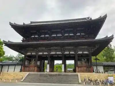 仁和寺の山門・神門