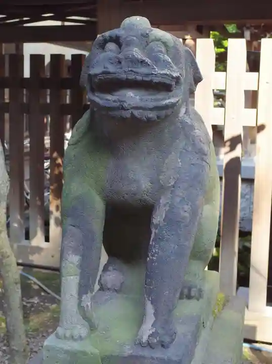 牛嶋神社の狛犬