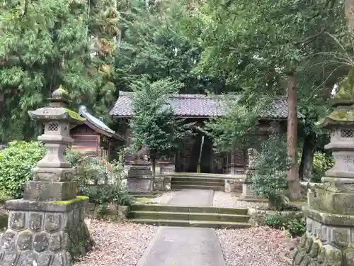 舩岡神社の建物その他