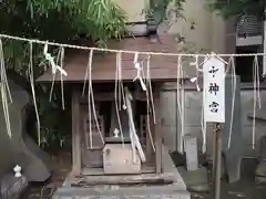 亀有香取神社の建物その他