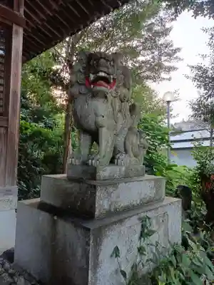 尾津神社の狛犬
