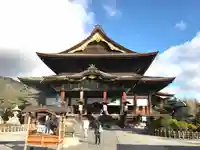 善光寺の本殿・本堂