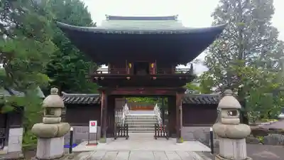 普済寺の山門・神門