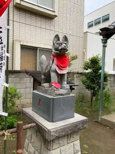 出世稲荷神社の{uncategorized: "未分類", other: "その他", undefined: "問題あり", building: "その他建物", grave: "お墓", sacred_gate: "鳥居", guardian: "狛犬", statue: "像", buddha: "仏像", history: "歴史", nature: "自然", garden: "庭園", animal: "動物", pagoda: "塔", temizu: "手水舎", mountain_gate: "山門・神門", sanctuary: "本殿・本堂", subordinate: "末社・摂社", art: "芸術", scenery: "景色", jizo: "地蔵", ema: "絵馬", goshuin: "御朱印", omikuji: "おみくじ", items: "授与品その他", amulet: "お守り", goshuincho: "御朱印帳", eats: "食事", festival: "お祭り", votive_dance: "神楽", shichigosan: "七五三参", wedding: "結婚式", experience: "体験その他", initially: "初詣", around: "周辺", anti_infection: "感染症対策"}