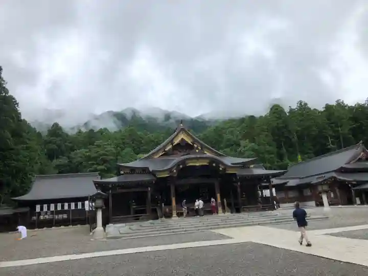 彌彦神社(新潟県)
