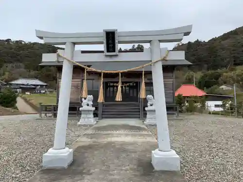 上三原神社の鳥居
