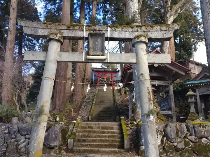 巣守神社(新潟県)