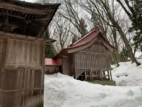 磐椅神社の本殿