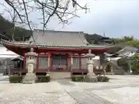西国寺の本殿・本堂