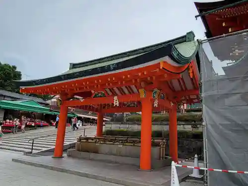 伏見稲荷大社の手水舎