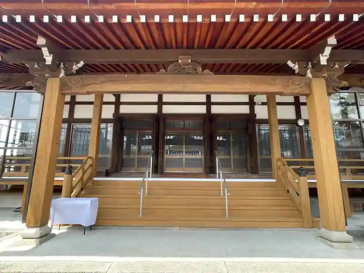 専明寺の{uncategorized: "未分類", other: "その他", undefined: "問題あり", building: "その他建物", grave: "お墓", sacred_gate: "鳥居", guardian: "狛犬", statue: "像", buddha: "仏像", history: "歴史", nature: "自然", garden: "庭園", animal: "動物", pagoda: "塔", temizu: "手水舎", mountain_gate: "山門・神門", sanctuary: "本殿・本堂", subordinate: "末社・摂社", art: "芸術", scenery: "景色", jizo: "地蔵", ema: "絵馬", goshuin: "御朱印", omikuji: "おみくじ", items: "授与品その他", amulet: "お守り", goshuincho: "御朱印帳", eats: "食事", festival: "お祭り", votive_dance: "神楽", shichigosan: "七五三参", wedding: "結婚式", experience: "体験その他", initially: "初詣", around: "周辺", anti_infection: "感染症対策"}
