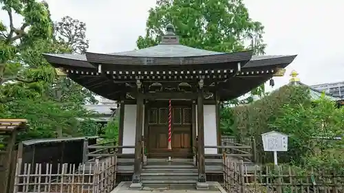 三学院の本殿・本堂