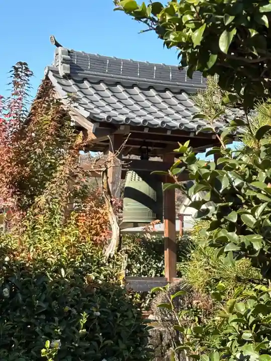 宝積寺の{uncategorized: "未分類", other: "その他", undefined: "問題あり", building: "その他建物", grave: "お墓", sacred_gate: "鳥居", guardian: "狛犬", statue: "像", buddha: "仏像", history: "歴史", nature: "自然", garden: "庭園", animal: "動物", pagoda: "塔", temizu: "手水舎", mountain_gate: "山門・神門", sanctuary: "本殿・本堂", subordinate: "末社・摂社", art: "芸術", scenery: "景色", jizo: "地蔵", ema: "絵馬", goshuin: "御朱印", omikuji: "おみくじ", items: "授与品その他", amulet: "お守り", goshuincho: "御朱印帳", eats: "食事", festival: "お祭り", votive_dance: "神楽", shichigosan: "七五三参", wedding: "結婚式", experience: "体験その他", initially: "初詣", around: "周辺", anti_infection: "感染症対策"}