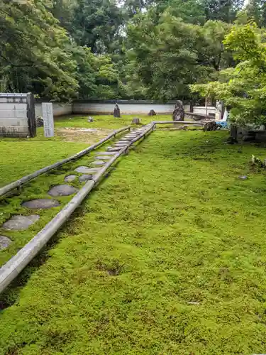 真長寺の庭園