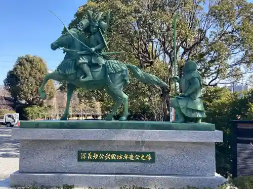 白旗神社の{uncategorized: "未分類", other: "その他", undefined: "問題あり", building: "その他建物", grave: "お墓", sacred_gate: "鳥居", guardian: "狛犬", statue: "像", buddha: "仏像", history: "歴史", nature: "自然", garden: "庭園", animal: "動物", pagoda: "塔", temizu: "手水舎", mountain_gate: "山門・神門", sanctuary: "本殿・本堂", subordinate: "末社・摂社", art: "芸術", scenery: "景色", jizo: "地蔵", ema: "絵馬", goshuin: "御朱印", omikuji: "おみくじ", items: "授与品その他", amulet: "お守り", goshuincho: "御朱印帳", eats: "食事", festival: "お祭り", votive_dance: "神楽", shichigosan: "七五三参", wedding: "結婚式", experience: "体験その他", initially: "初詣", around: "周辺", anti_infection: "感染症対策"}