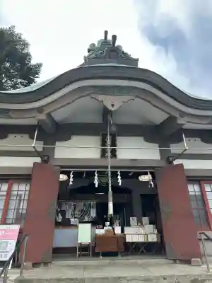 新川神社の{uncategorized: "未分類", other: "その他", undefined: "問題あり", building: "その他建物", grave: "お墓", sacred_gate: "鳥居", guardian: "狛犬", statue: "像", buddha: "仏像", history: "歴史", nature: "自然", garden: "庭園", animal: "動物", pagoda: "塔", temizu: "手水舎", mountain_gate: "山門・神門", sanctuary: "本殿・本堂", subordinate: "末社・摂社", art: "芸術", scenery: "景色", jizo: "地蔵", ema: "絵馬", goshuin: "御朱印", omikuji: "おみくじ", items: "授与品その他", amulet: "お守り", goshuincho: "御朱印帳", eats: "食事", festival: "お祭り", votive_dance: "神楽", shichigosan: "七五三参", wedding: "結婚式", experience: "体験その他", initially: "初詣", around: "周辺", anti_infection: "感染症対策"}