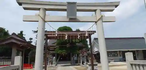 高靇神社の鳥居