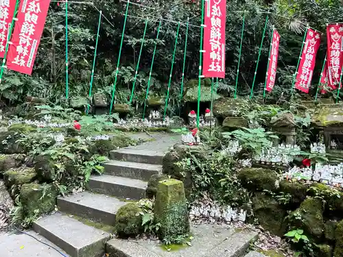 佐助稲荷神社の庭園