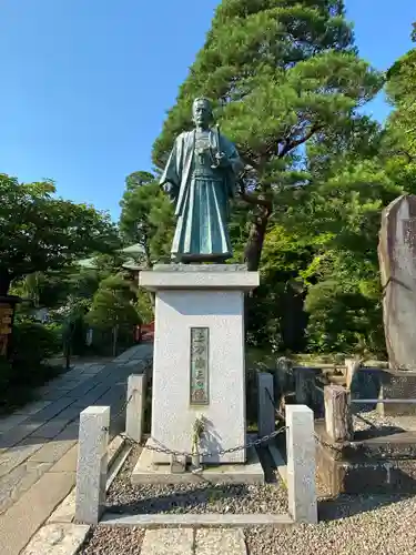 高幡不動尊　金剛寺の像