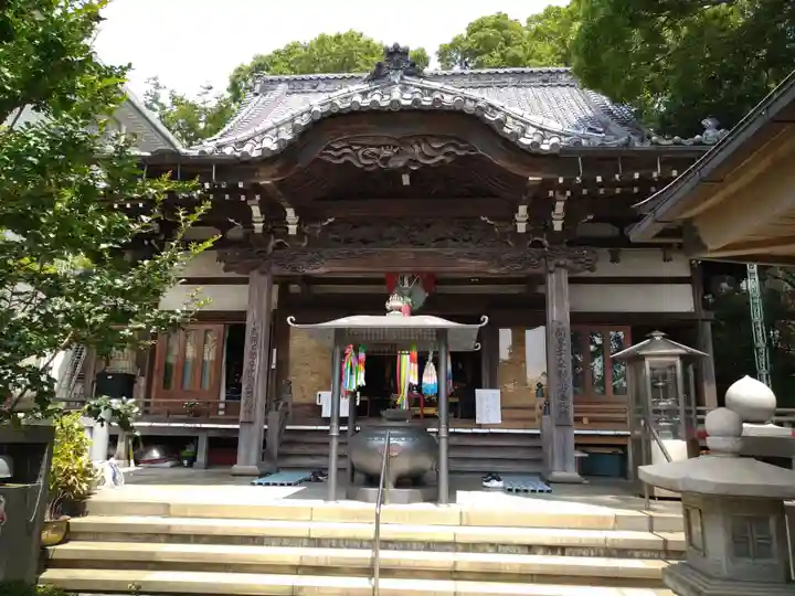 真福寺の本殿・本堂