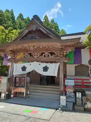 岩本寺の本殿・本堂